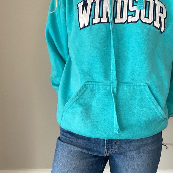 University of Windsor hoodie - Picture 4 of 4